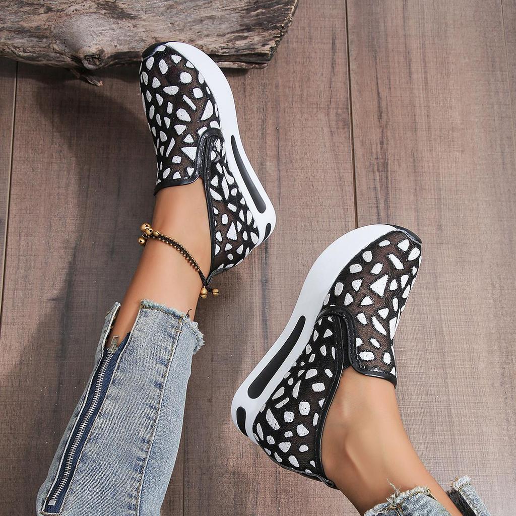 Women's Korean Style Breathable Mesh White Slip-On Mid-Heel Platform Casual Shoes