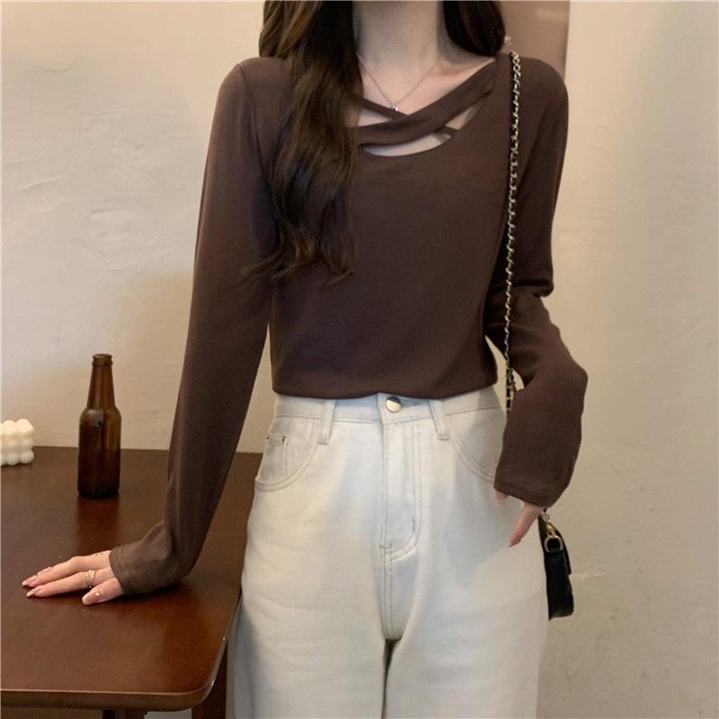 

Серая футболка с длинными рукавами и крестообразным вырезом для девочек на весну и осень M кофейный