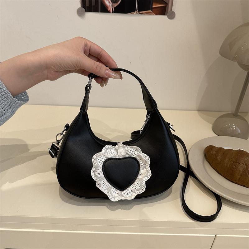 Pu Dumpling Shaped Handbag With Heart Lace Design For Casual Outings