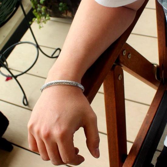 Good Vibrations Arabesque Silver Bangle,