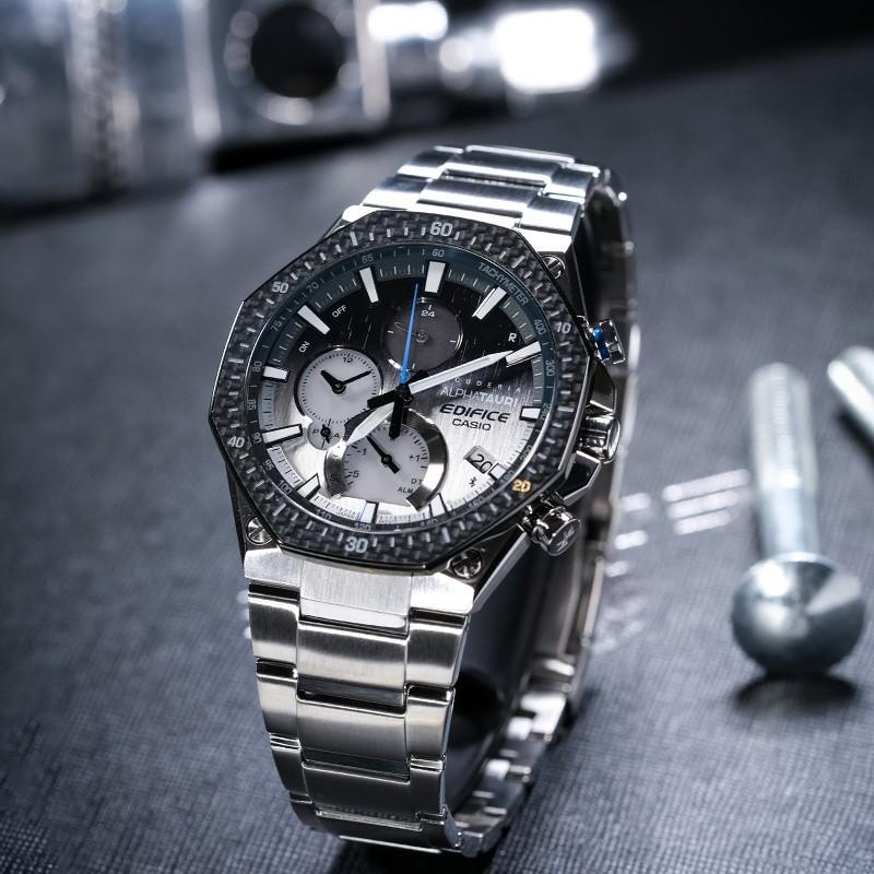 Casio EDIFICE Scuderia Alpha Tauri Cooperation Gradient Color Matching Bluetooth Connection Quartz Movement Japanese and Korean Watch EQB-1100AT-2APR
