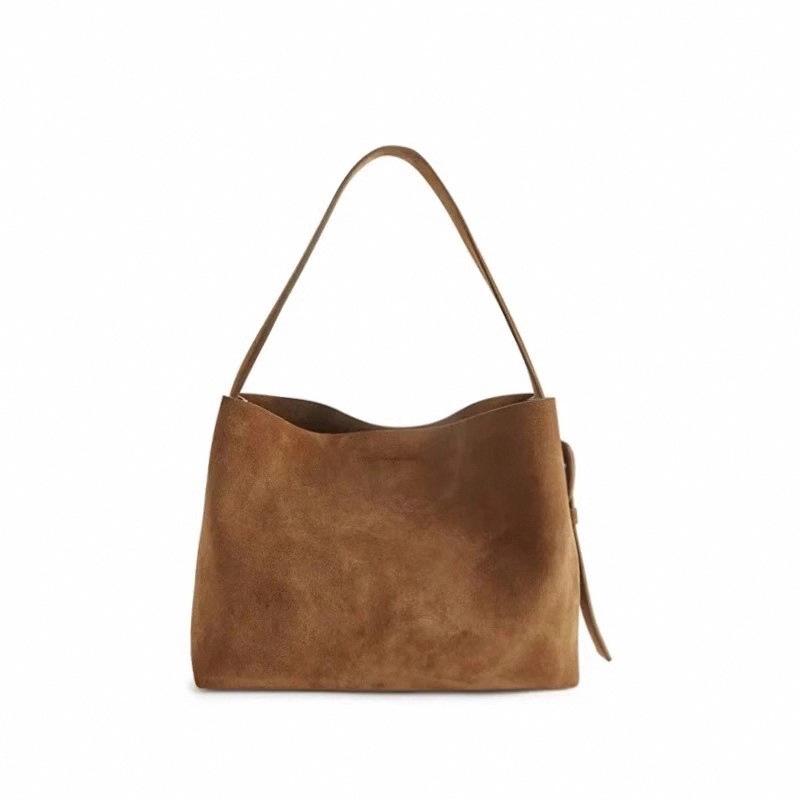 

Versatile Frosted Brown Bucket Bag - Large Capacity, Stylish, Single Shoulder, Fall/Summer 2025 коричневий