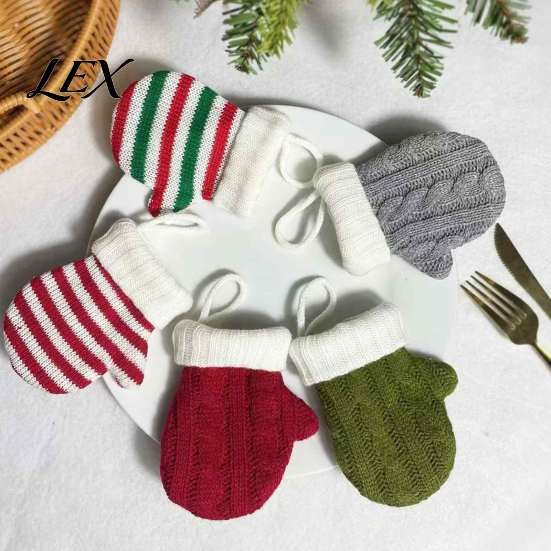 Decorative Keychain Accessory Mini Knitted Christmas Mitten Ornaments, Xmas Glove Hanging Decor, Festive Tableware Flatware Bag Charm Holders,