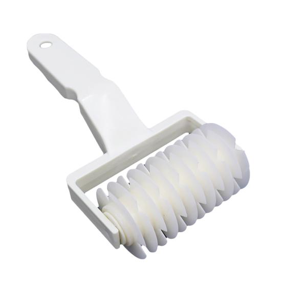 Kitchen Plastic Pie Pizza Dough Roller Knife Pastry Cookie Cutter Baking Tools