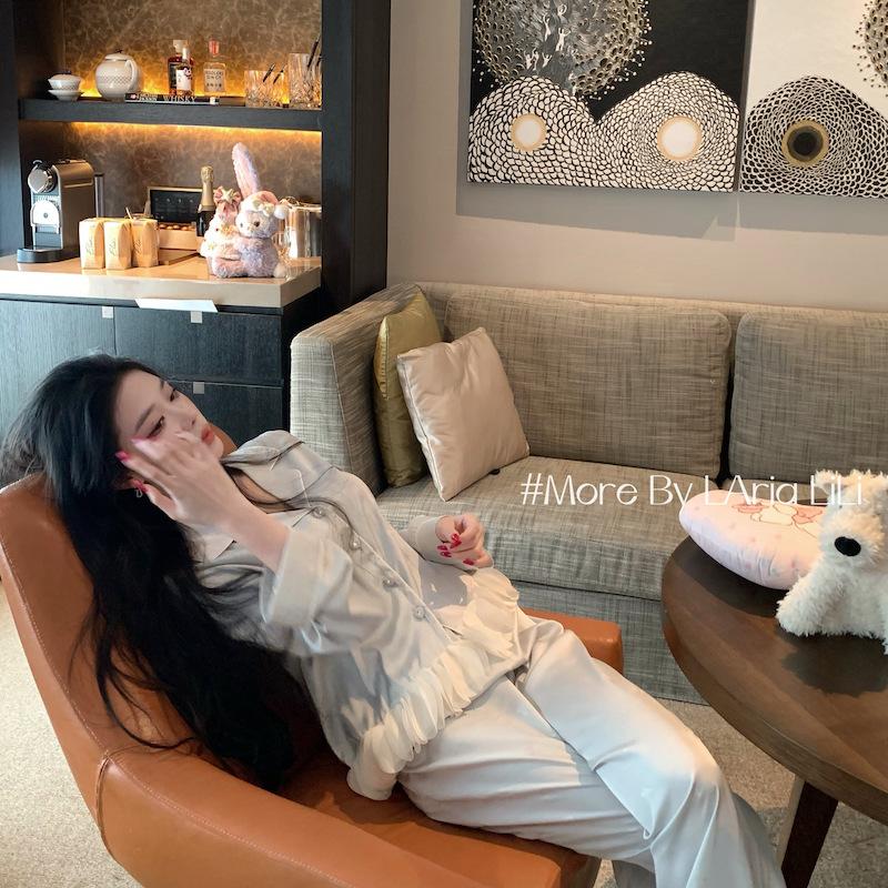 

Pajamas spring and autumn women s ice silk new high-end foreign style long-sleeved trousers summer fashion loungewear suit xl within 70kg синій