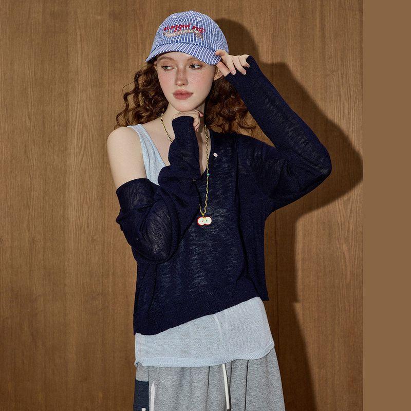 Coolhut V-Neck Simple Commuter Style Navy Blue Long-Sleeved T-Shirt 2025 Autum New Women's Knitwear Sweater