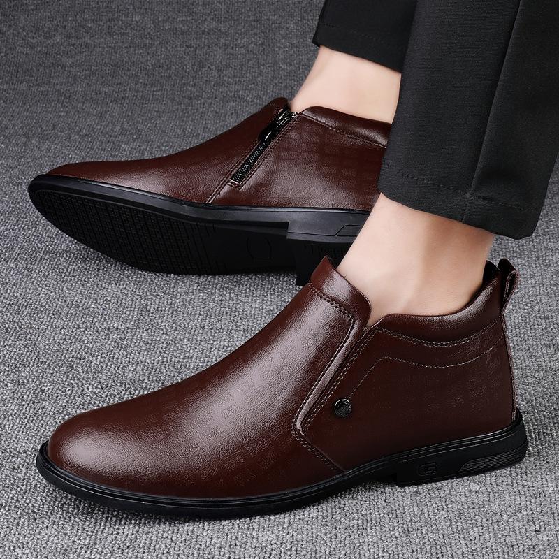 Men's Black High-Top Velvet-Lined Leather Work Boots - Slip-On Dad Shoes for Autumn/Winter