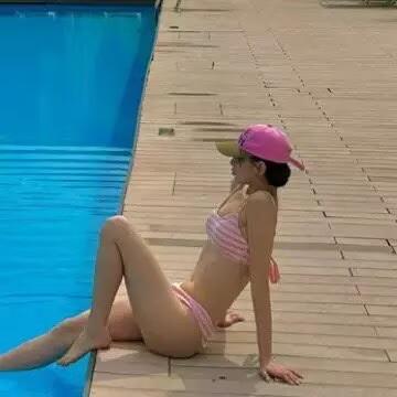 Sexy Korean style fresh striped swimsuit for women, bikini, triangle-split INS hot girl style vacation swimsuit