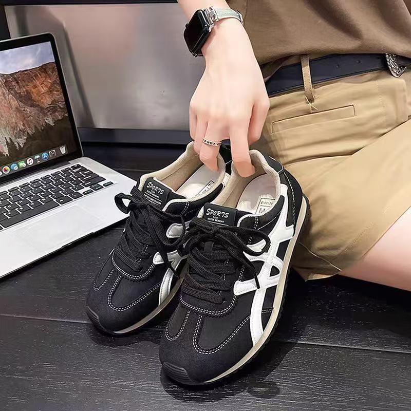 

Retro ugly cute flat-bottomed German training shoes autumn new casual sports comfortable running Forrest Gump shoes 35【foot length 22.5cm】 чёрный