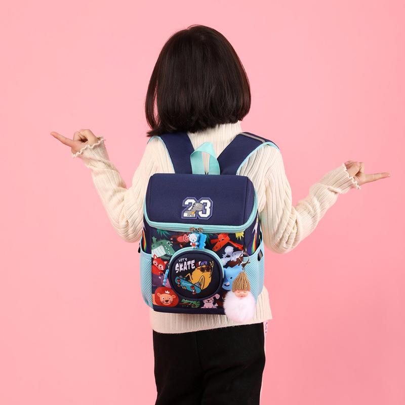 New cartoon children's bag flower cute backpack kindergarten primary school students school bag to reduce the burden of large capacity