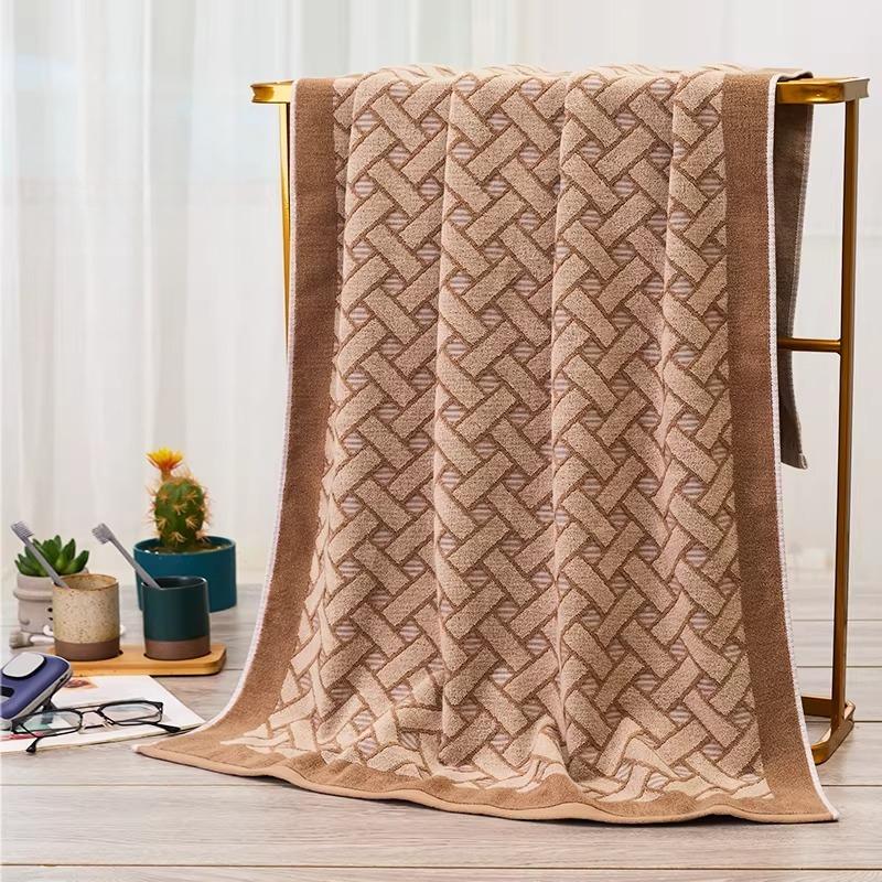 100% Cotton Bath Towel 70 X 140cm, Water-absorbing and Quick-dry Jacquard Pattern Bath Towel, Soft Breathable A-Class Towel,1pc