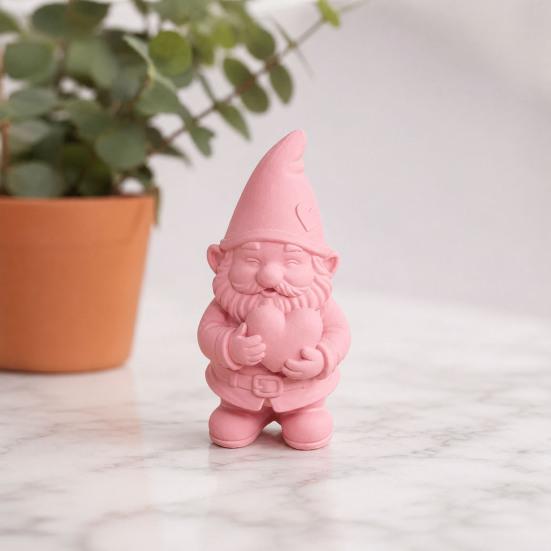 Sweet Atmosphere Ornament 3D Printed Garden Gnome Statue Holding Heart, Cute Pink Figurine, Weather-Resistant Indoor Burr-free Sculpture and Outdoor,