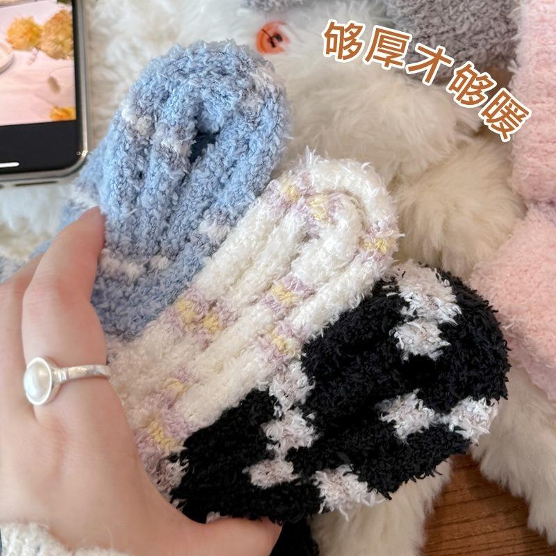 Autumn and winter new coral fleece knee stacking socks, women's long towel socks, warm sleep floor socks
