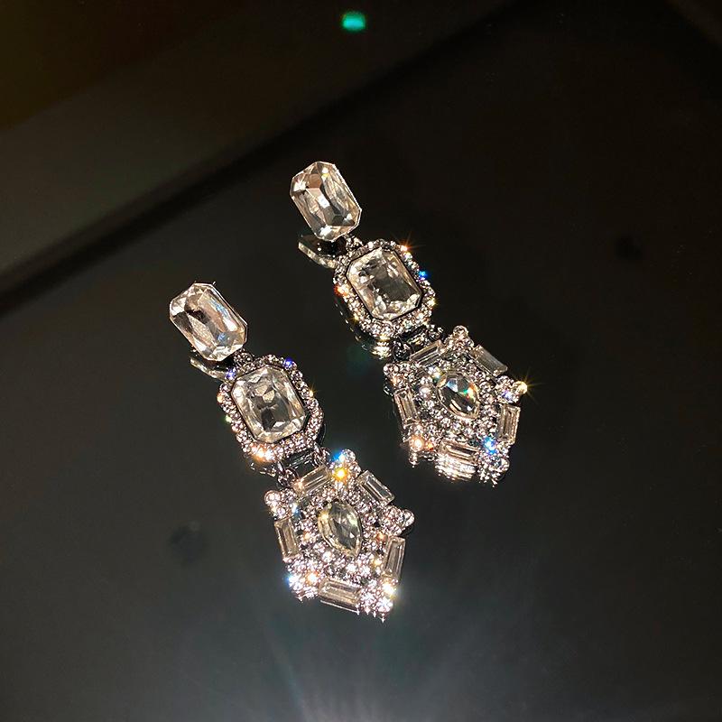 Hollow Out Earrings for Women 2024 Temperament Fringe Exaggerate Drop Earring Long Personality Wedding Zircon Girl Gift