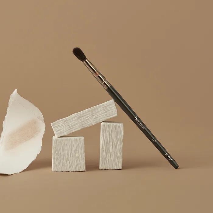 

224 Тіні для повік (Кисть для змішування)