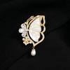 Premium Temperament Elegant Butterfly Brooch Female Natural Mother Shell Pearl High-end Corsage Pin Coat Jacket Accessories