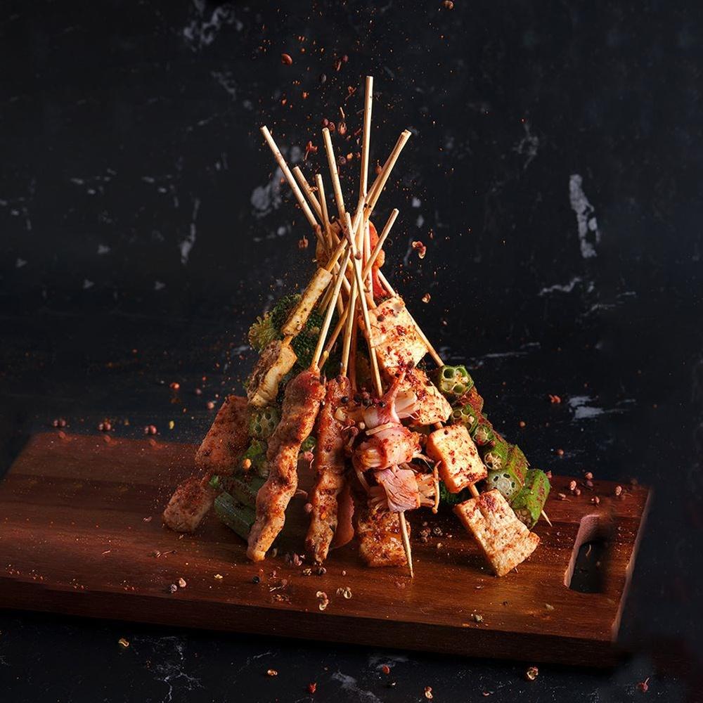 Wooden skewers 30 cm 100 pcs.