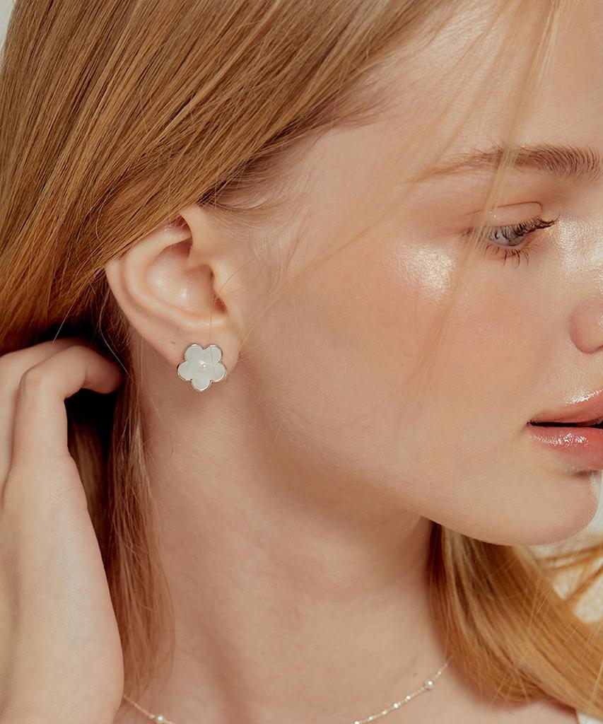 Tatiana Pearl Dot Blossom Earrings Ec1901