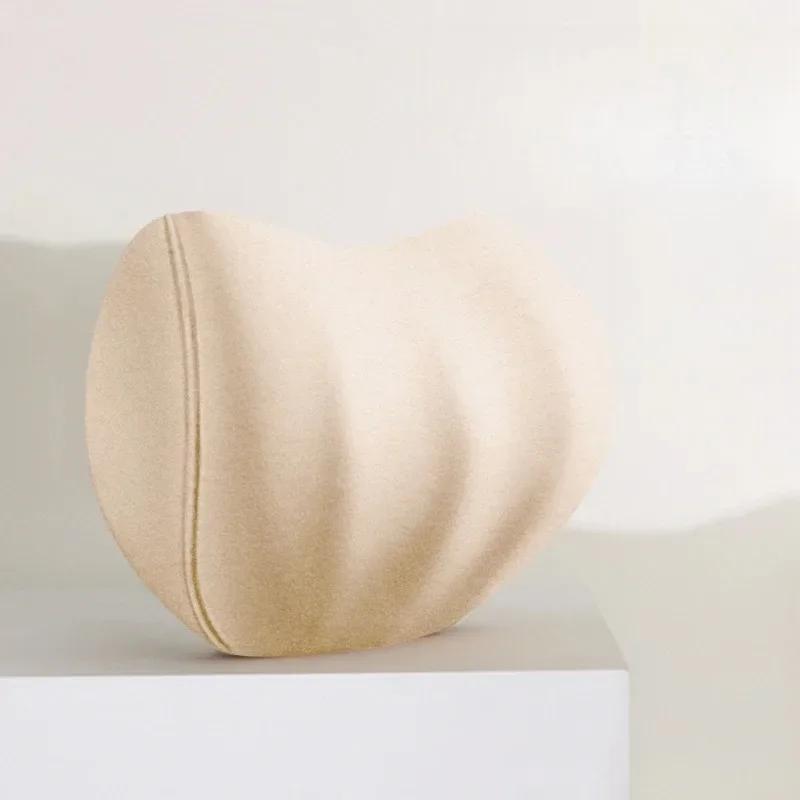 Opěrka hlavy do auta je semišová opěrka hlavy z paměťové pěny s pomalým odskokem pro pohodlný zážitek z jízdy.