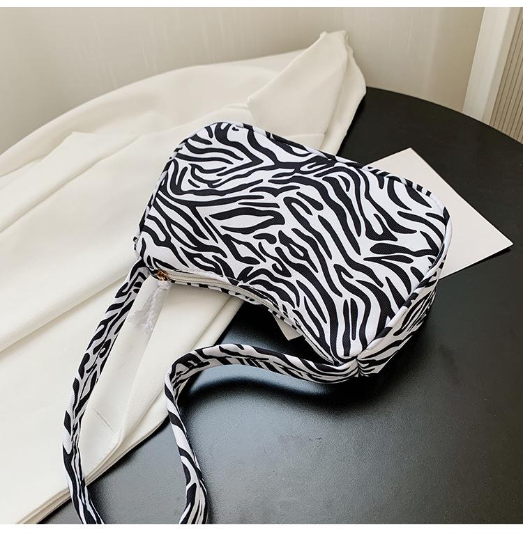 

Bag women s bag 2025 spring and summer new trendy Korean version fashion lazy style student shoulder bag casual messenger bag