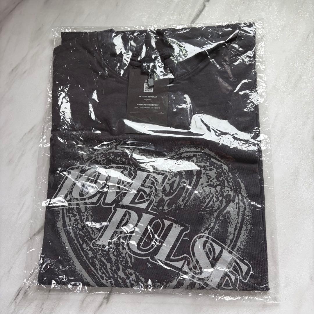 [USED] LOVEPULSE TREASURE T-shirt, short-sleeved, pop-up store, not available in Japan.