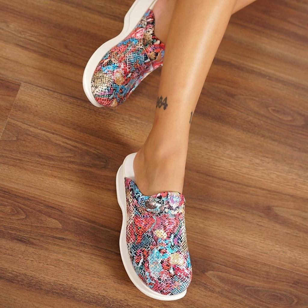 Orthopedic Women's Medical Clogs - Anti-Slip, Comfortable