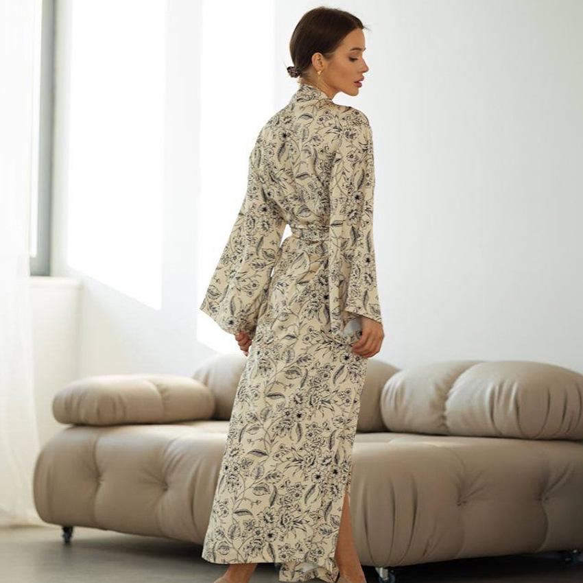 Autumn Winter Women's Loose Fashion Pajamas Printed Bathrobes Long Sleeved Home Clothes