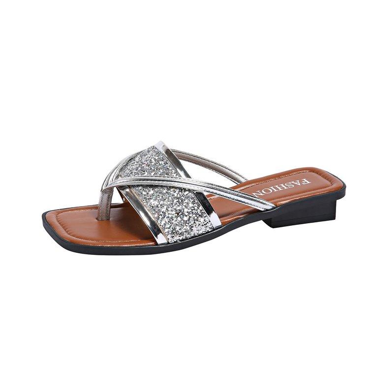 Fashion 2025 Summer New Designer Woman Slippers Sexy Elegant Golden Glitter Sequin Comfortable Clip Toe Women'S Shoes Casual Flat Sandal