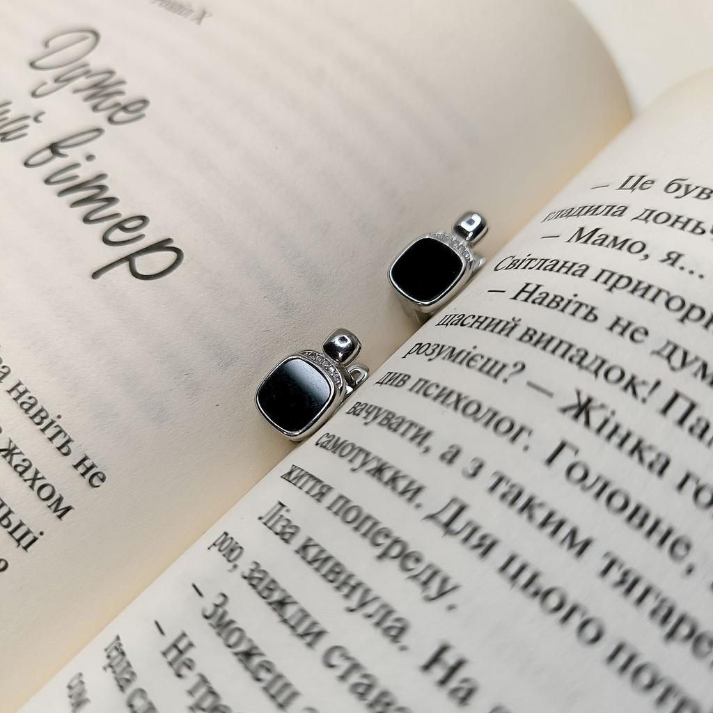 Silberohrringe mit natürlichem Onyx (60002117)