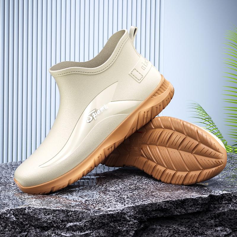Fashion Men Short Tube Rain Boots Fashionable Waterproof Rain Boots Fashionable Anti Slip Kitchen Work Shoes Warm Low Top Water Shoes