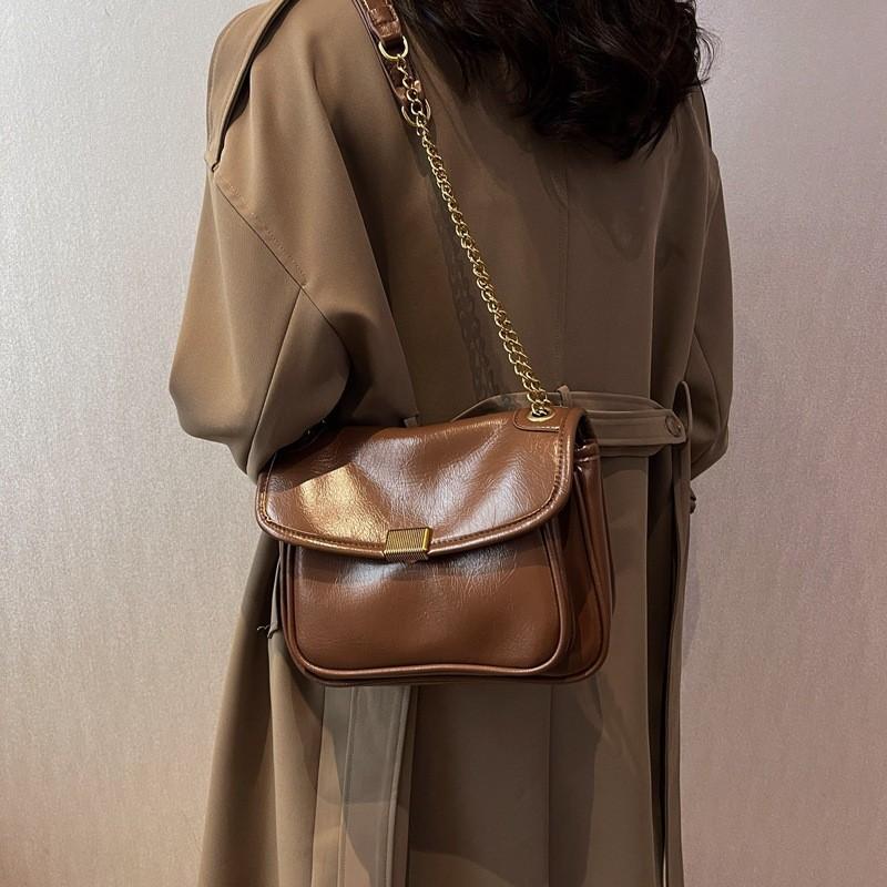 

Black Khaki Coffee Brown Pu Shoulder Bag With Chain And Synthetic Leather Lining коричневий