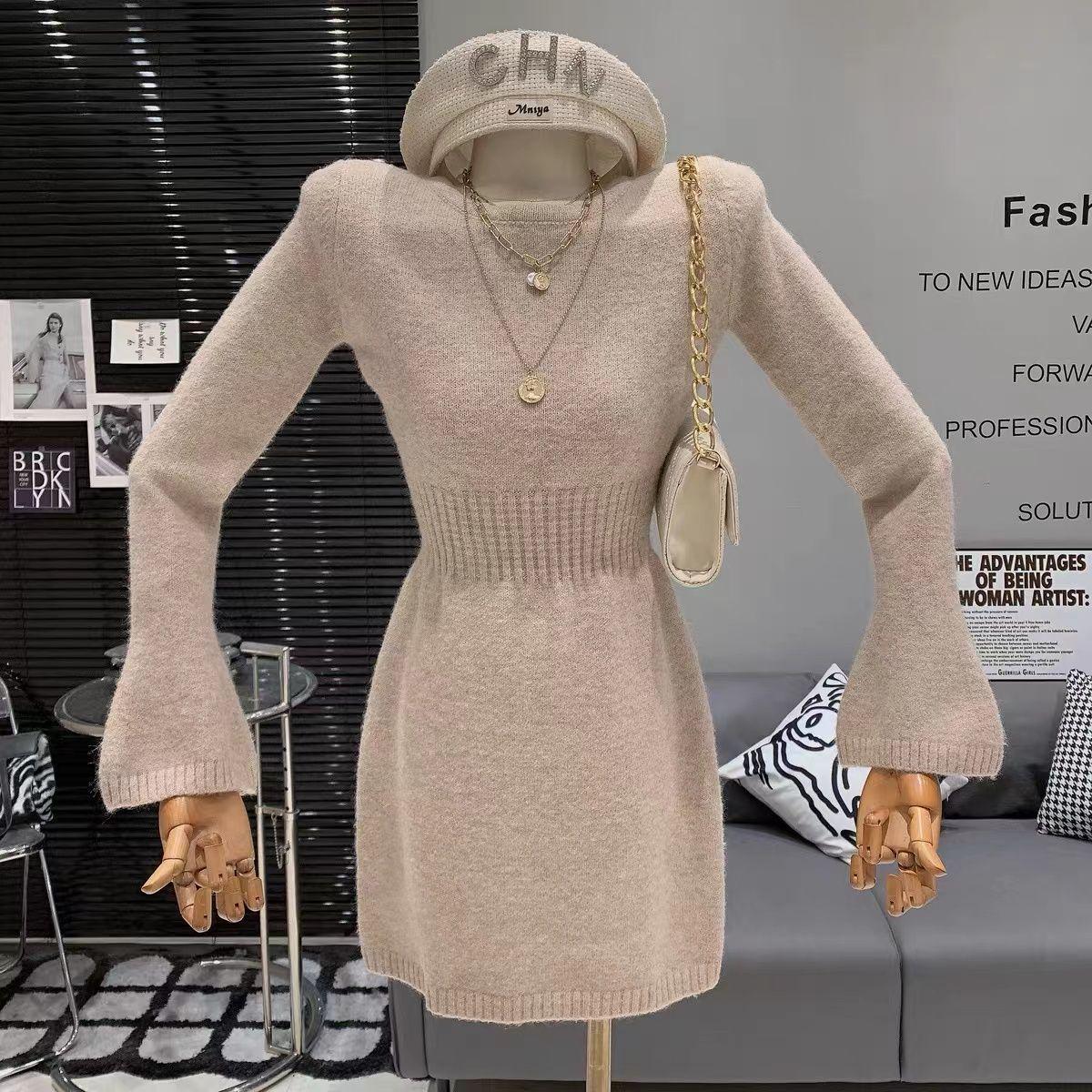

Women s Gray Knit A-Line Dress - French Retro Style with Bell Sleeves and Waist-Cinching Design for Autumn/Winter M (Recommended for 98-110 lbs)