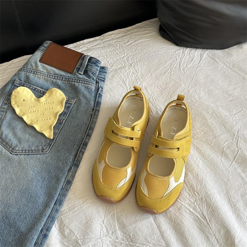 

2025 summer new Korean version of color matching German training shoes women s soft sole breathable sports light casual Mary Jane single shoes 35