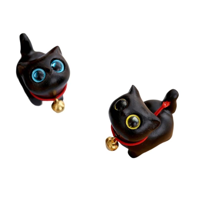 Handcrafts Wooden Cats Figurine with Unique Eyes Carved Kitten Miniature Ornament for Home Decors and Art Collectors