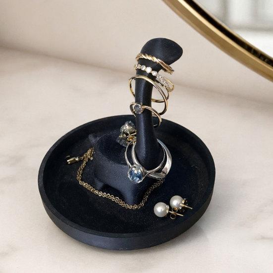 DYS 3D Printed Creative Finger-Shaped Jewelry Tray, Minimalist Ring & Necklace Holder with Partitioned Storage, Matte Black/White Desk Organizer