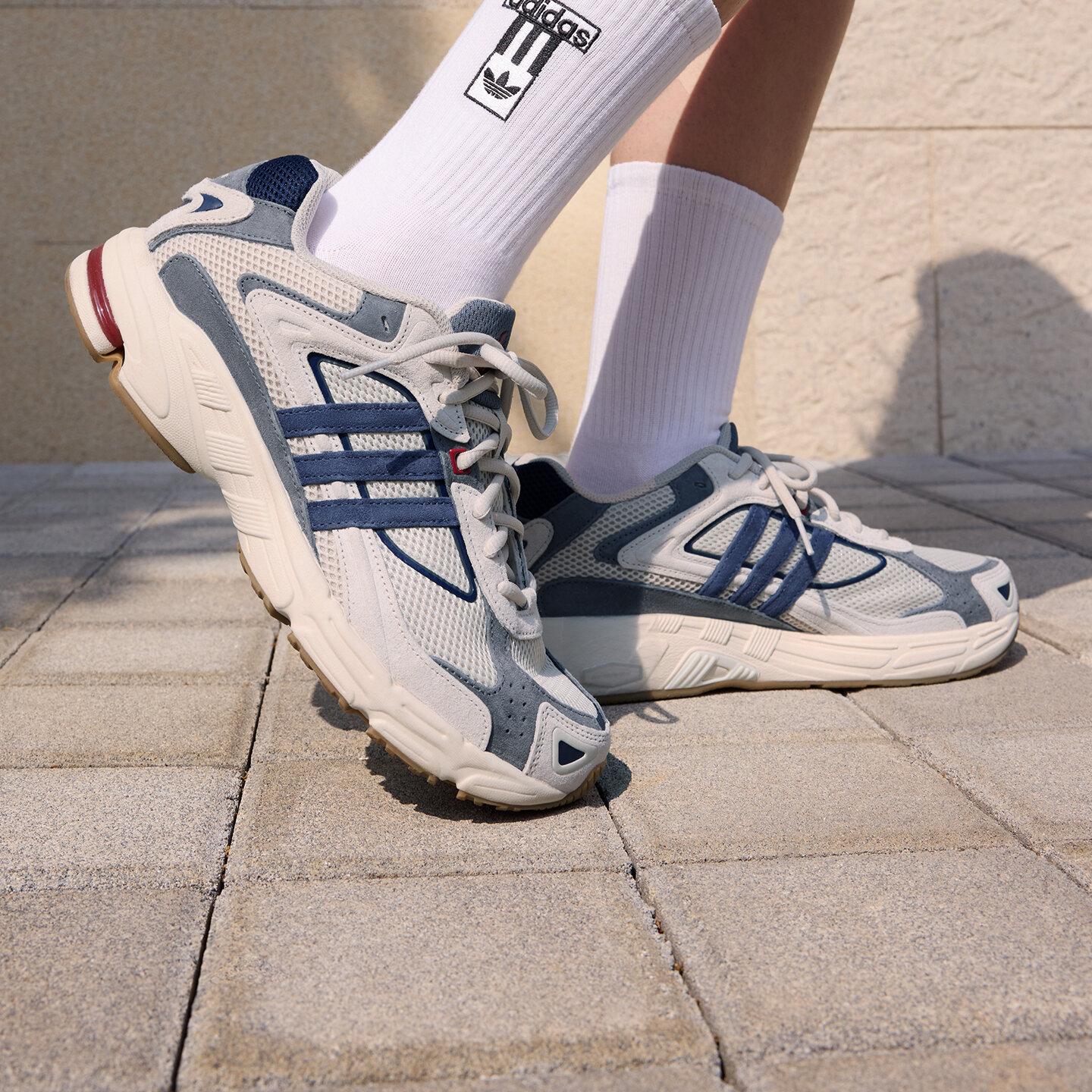 Adidas RESPONSE CL Textile, Leather Low top Chunky Sneakers Unisex 37