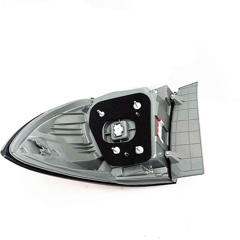 

Compatible with Lingpai Models 19-21: Rear Taillight & Brake Light Cover Assembly. Co-driver Curved Light (Outer)