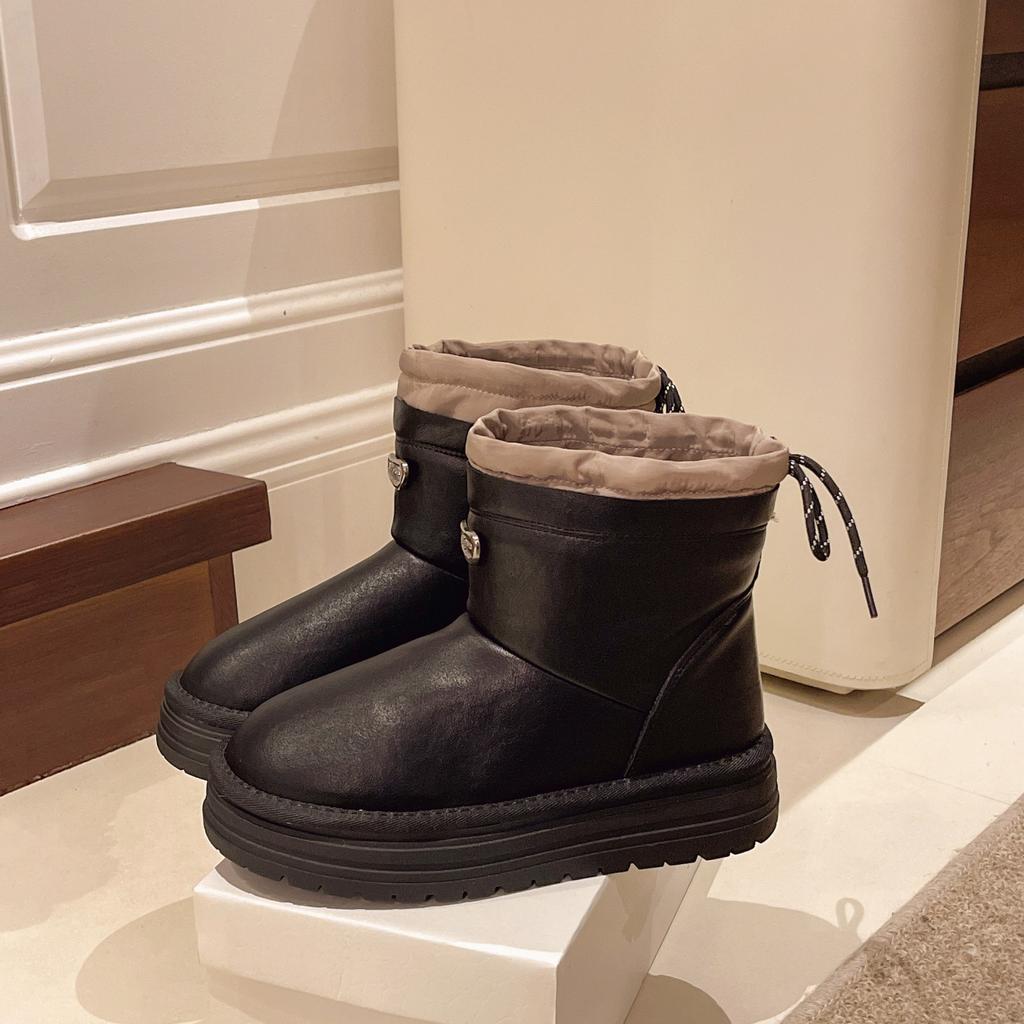 Thick-soled Snow Boots Women's 2025 New Winter Piled Thickened Bread Boots Waterproof and Non-slip Outdoor Warm Cotton Shoes