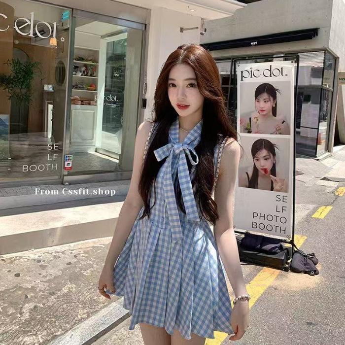 French sweet blue and white plaid lace-up sleeveless bow v-neck dress women s new short skirt temperament pleated skirt S