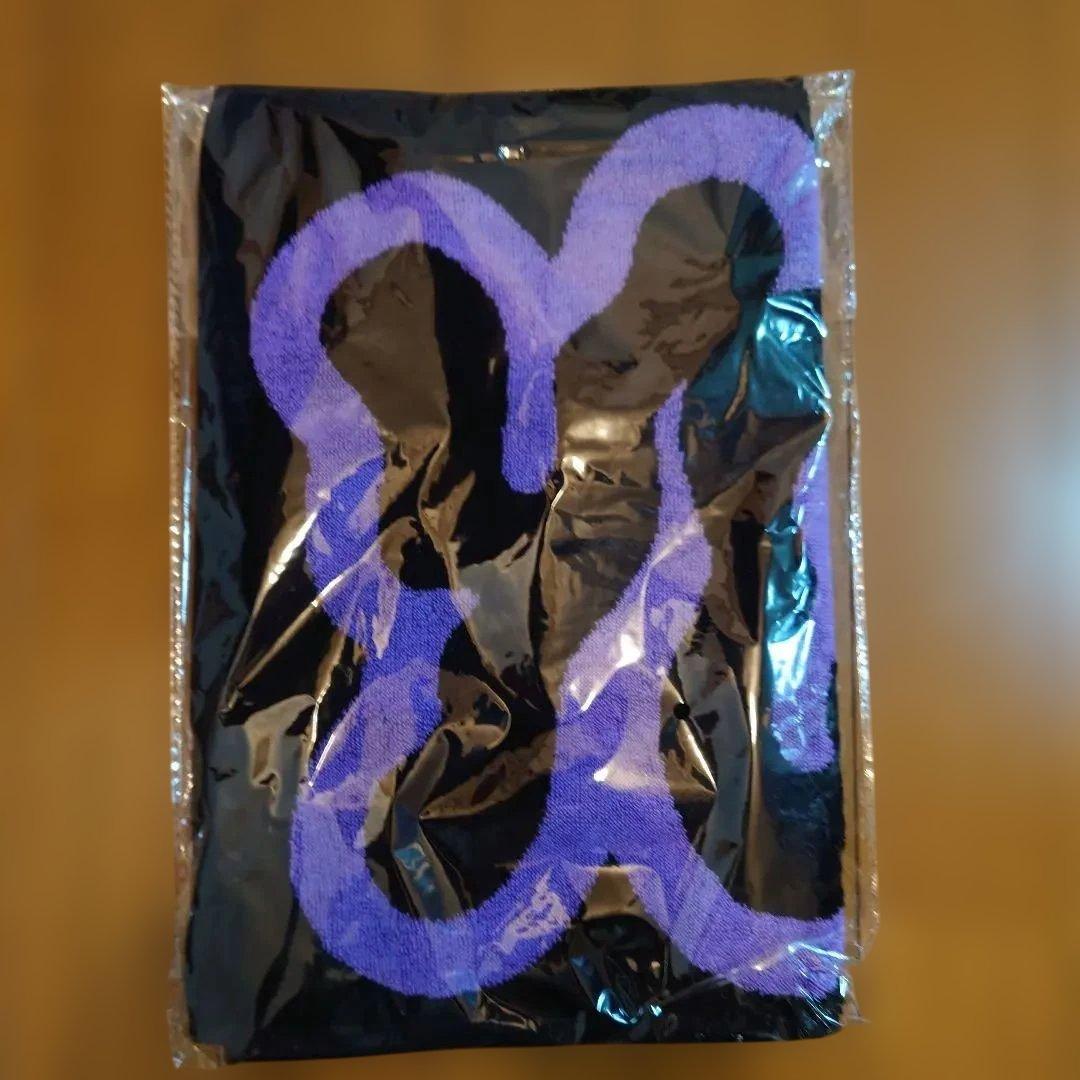 

[USED] YOASOBI Surreal Face Towel Black/Purple Merchandise 2024