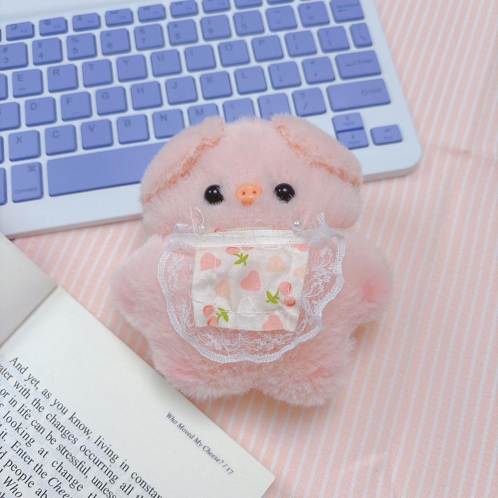 Squeaky Pig Plush Keychain - Adorable Piggy Bag Charm & Soft Gift Doll