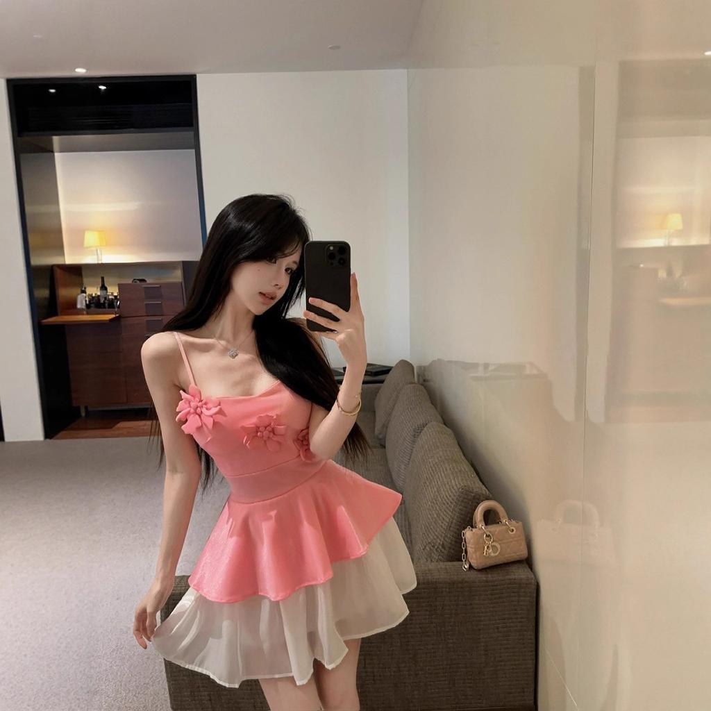 Pure desire to reveal the collarbone, sweet and sexy three-dimensional flower tube top, suspender dress, slim and thin A-shaped tutu dress, woman