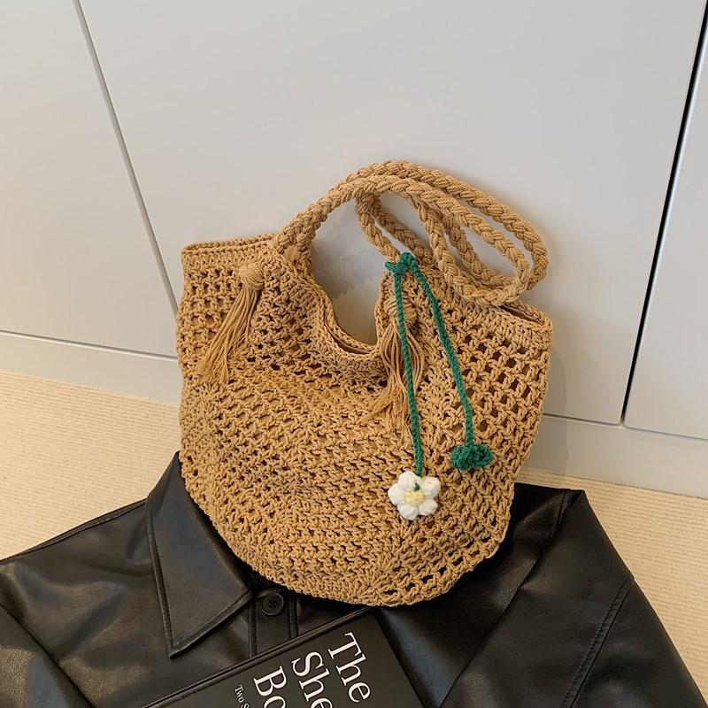 Seaside Vacation Beach Bag Women's Large-capacity New Casual Shoulder Bag High-end Woven Straw Bag