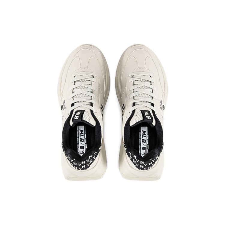 MLB Chunky Runner New York Yankees Comfortable Retro Fashion Low Top Casual City Commuting Running Shoes Unisex Sneaker Black 3ASHCRM3N-50BKS