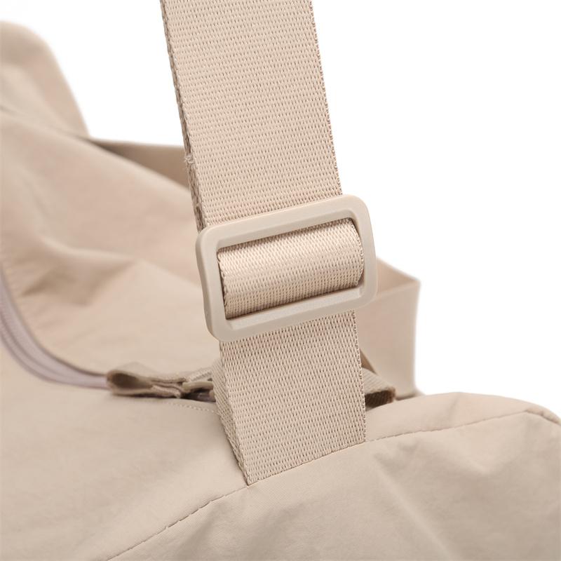 Sports Fitness Bag Short Distance Travel Bag Women's Large Capacity Shoulder Crossbody Bag