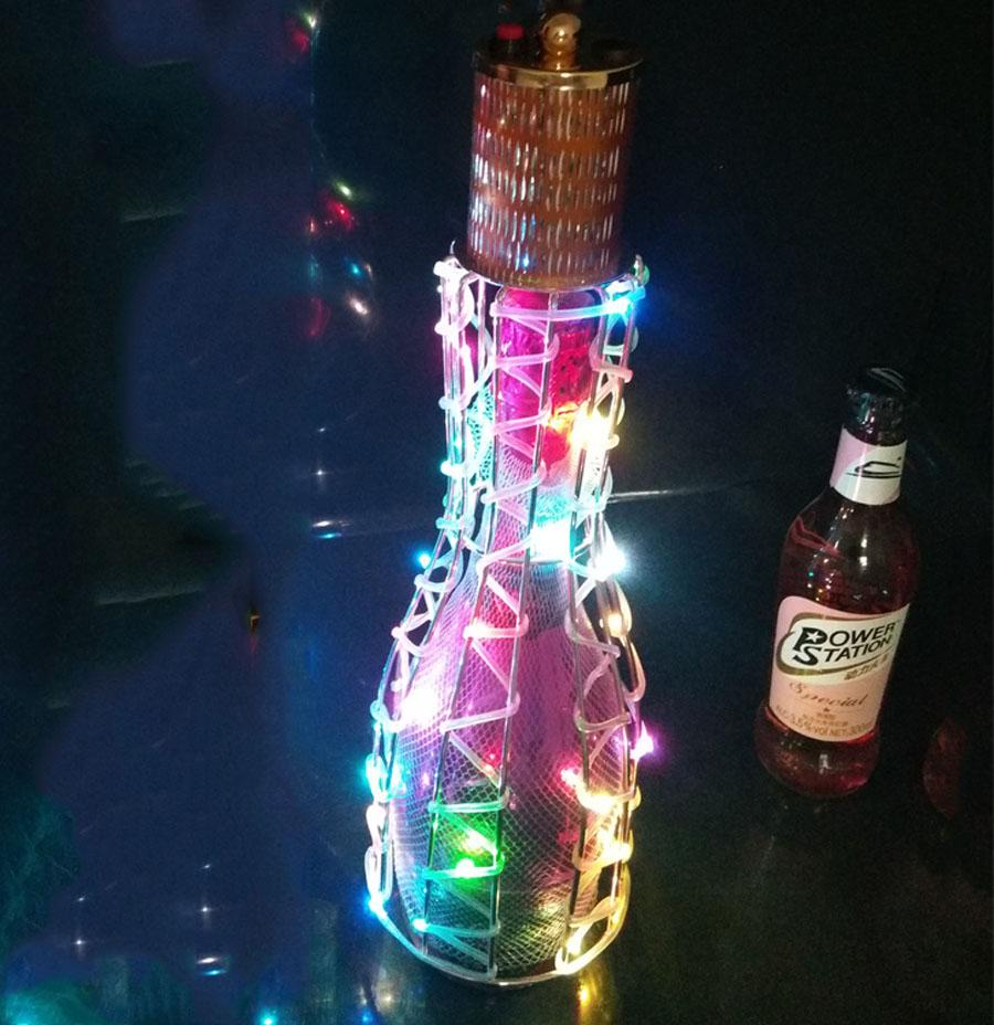 Aluminiumlegierung Wiederaufladbarer blinkender Glow Wine Stick LED Champagnerflasche Wunderkerzen Stick Strobe Baton für Bar Club Decor