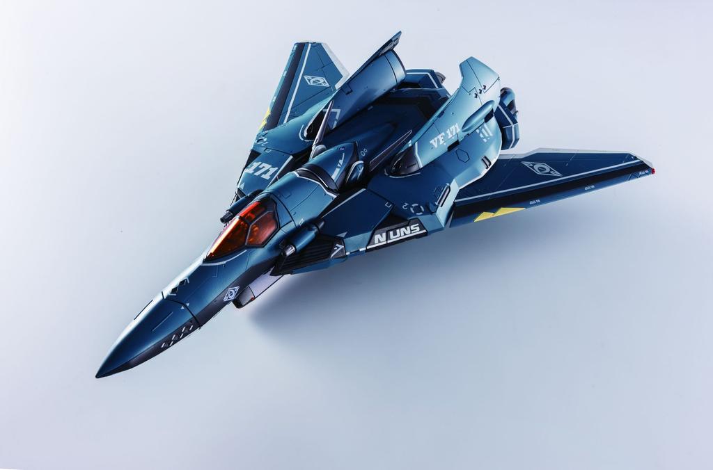 TAMASHII NATIONS DX Chogokin Nightmare Plus VF-171 (Загальна машина)