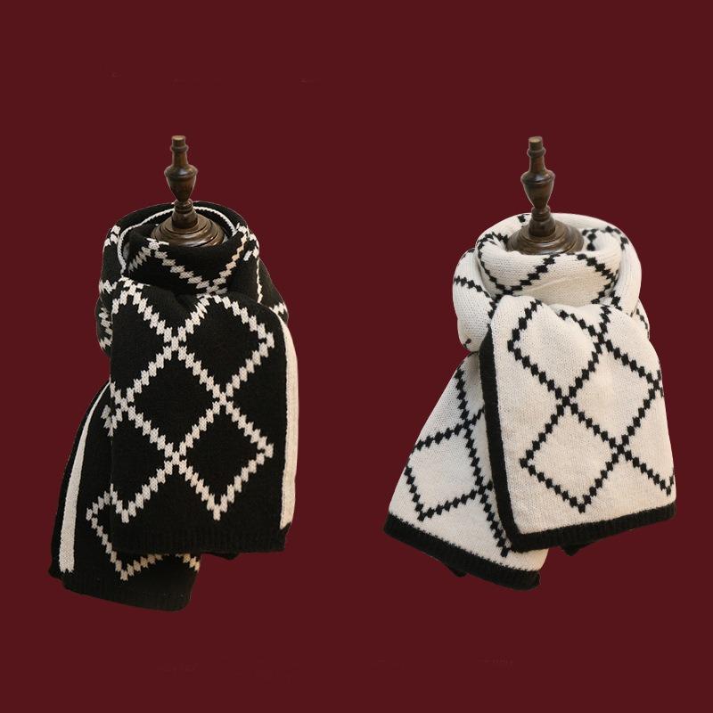 Tonglu red new scarf women's winter Christmas knitted wool scarf versatile thickened warm student tide