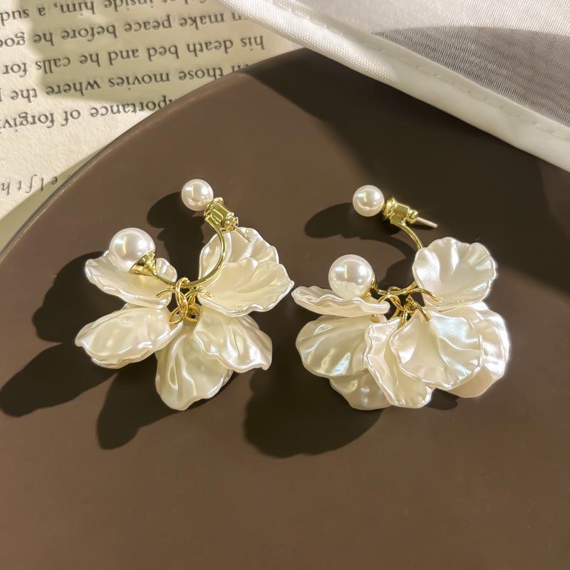 Boucles d'oreilles de luxe rétro français café ambré - Puces élégantes pour femmes avec design de niche