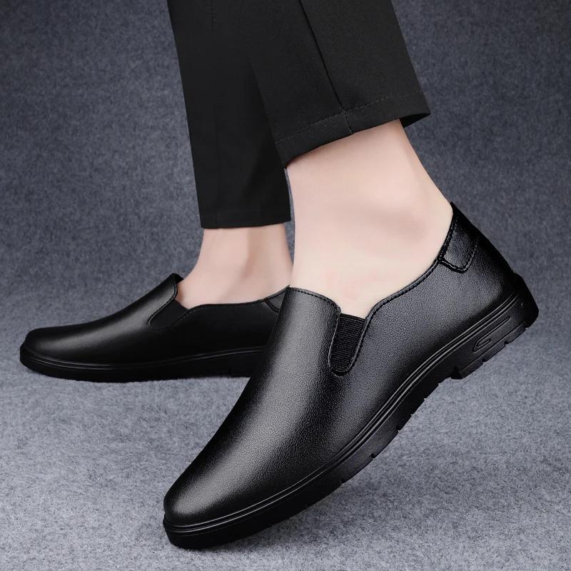 Hochwertige Herren Slipper Echtes Leder Outdoor Freizeitschuhe Allround Herren Bequeme Sneaker Klassische Herren Slipper